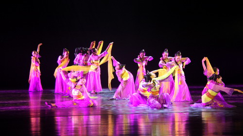 四川现代艺术学校舞蹈专业多少钱