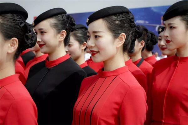亚细亚职业学校：2019年空中乘务专业就业形势