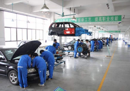 四川矿产机电技师学院汽车维修专业成绩不好能学懂吗