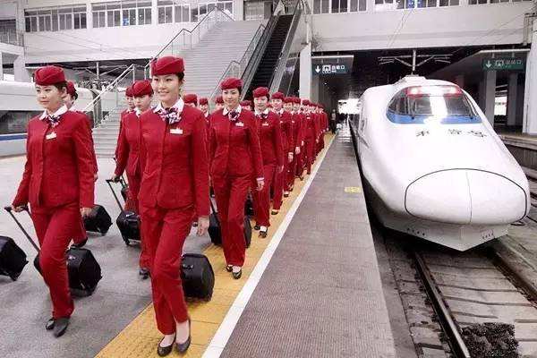 [成都锦江区初中女生热门高薪高铁专业有哪些]成都锦江区女生铁路专业排名